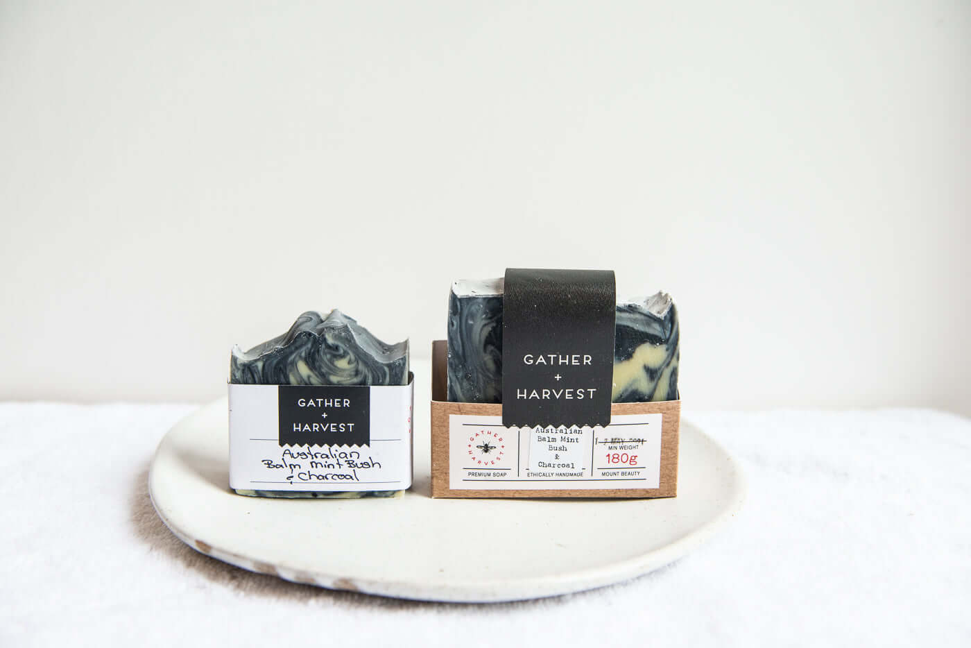 This handmade natural soap with Australian Balm Mint Soap deeply nourishes your skin