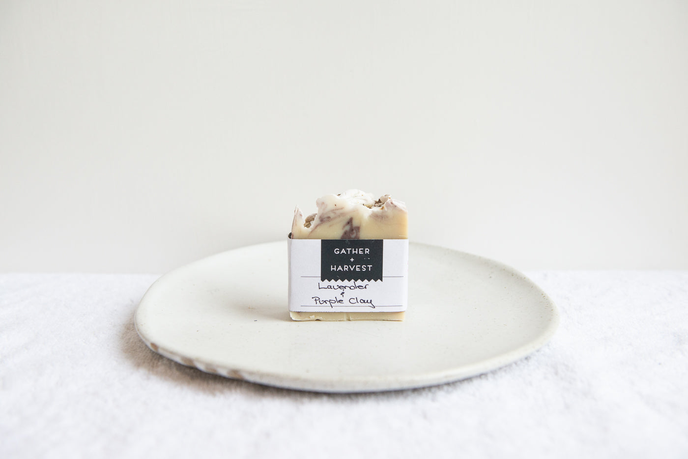 This handmade natural soap with Lavender & Brazilian Purple Clay deeply nourishes your skin