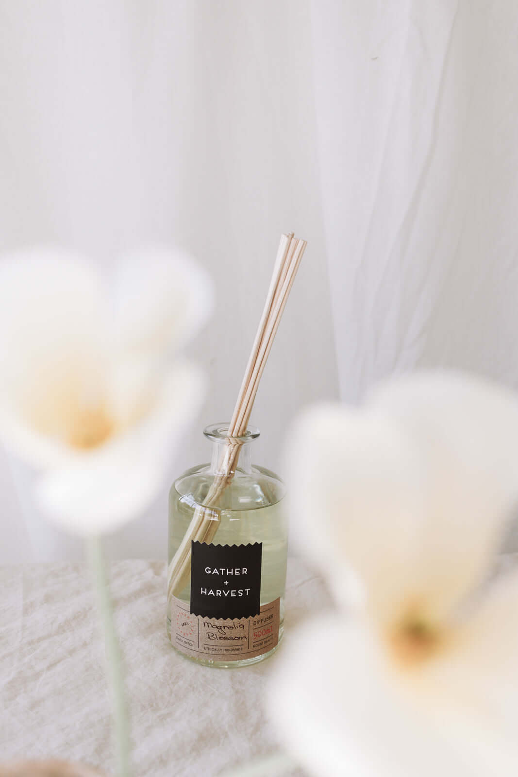 The best Magnolia Blossom Reed Diffuser in Australia. It adds a pleasant scent to your home creating a cozy atmosphere.