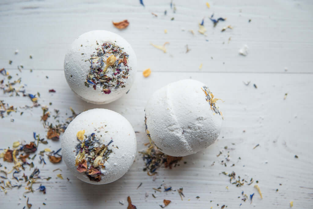 The natural vegan bath bombs with  Lavender & Kaolin Clay are perfect for moments of self care